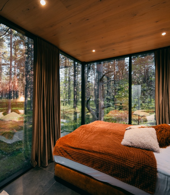 Image copyright belongs to our Laheranna guest Long Long Huang.