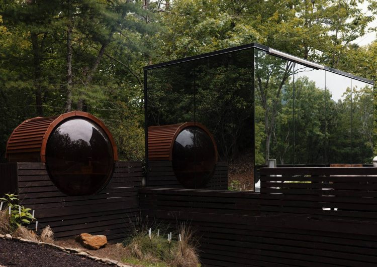 Luxury Mirror House Retreat | Sauna, Hot Tub & Forest Views