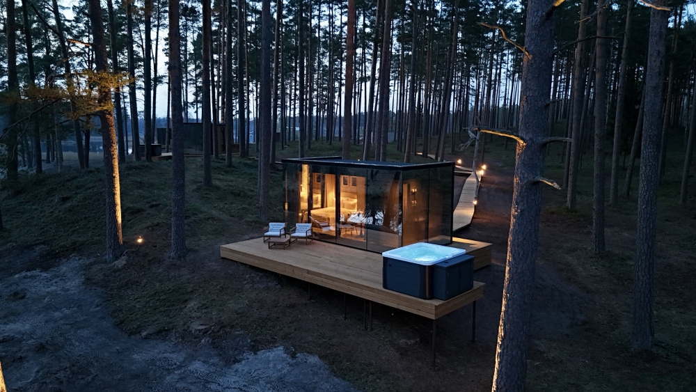 Vip Sauna Riga Luxury glamping Latvia | Sauna & hot tub cabins near Riga | Bejas Lux ...